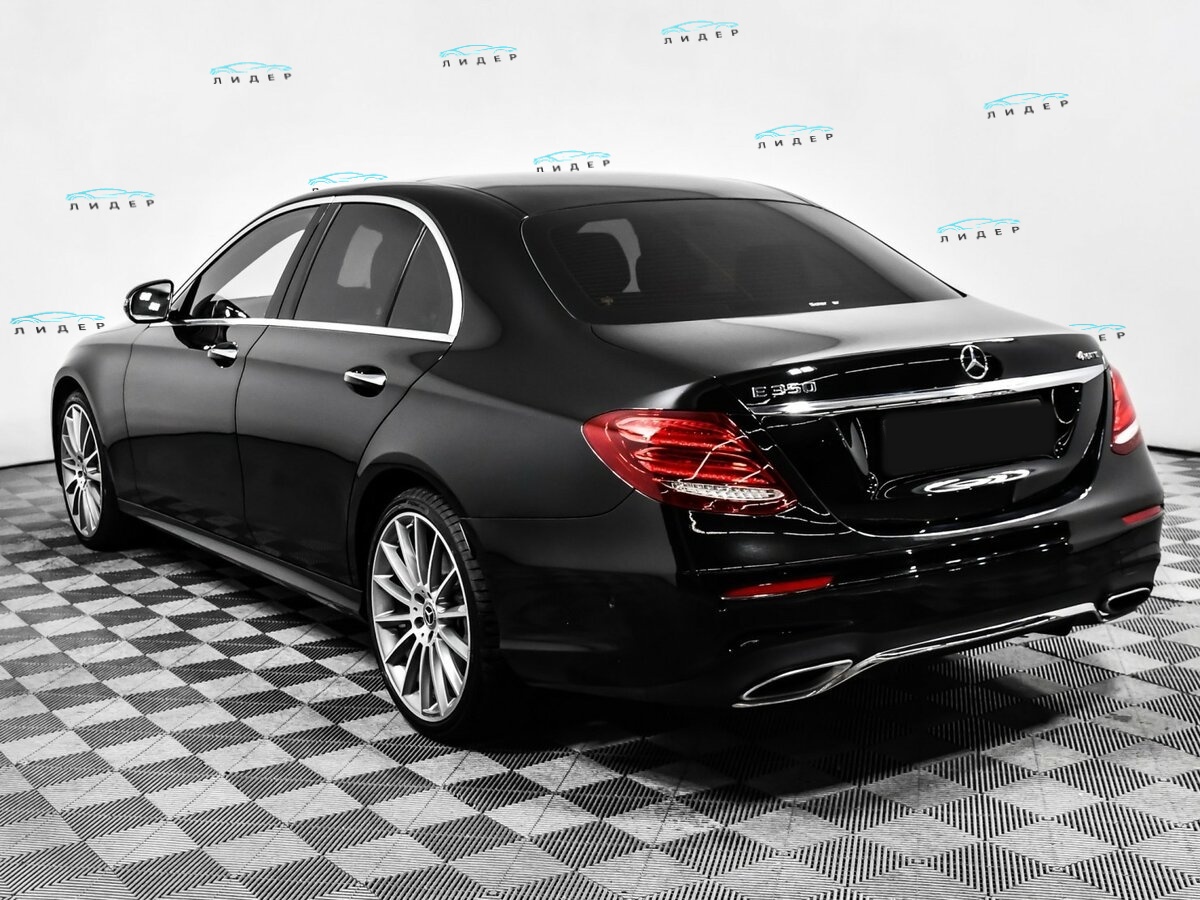 Б/У Мерседес-Бенц Е-Класс 2020 года. Фото: #6
