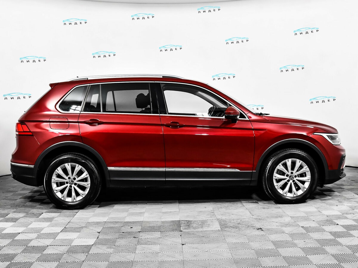 Б/У Фольксваген Тигуан 2020 года. Фото: #3