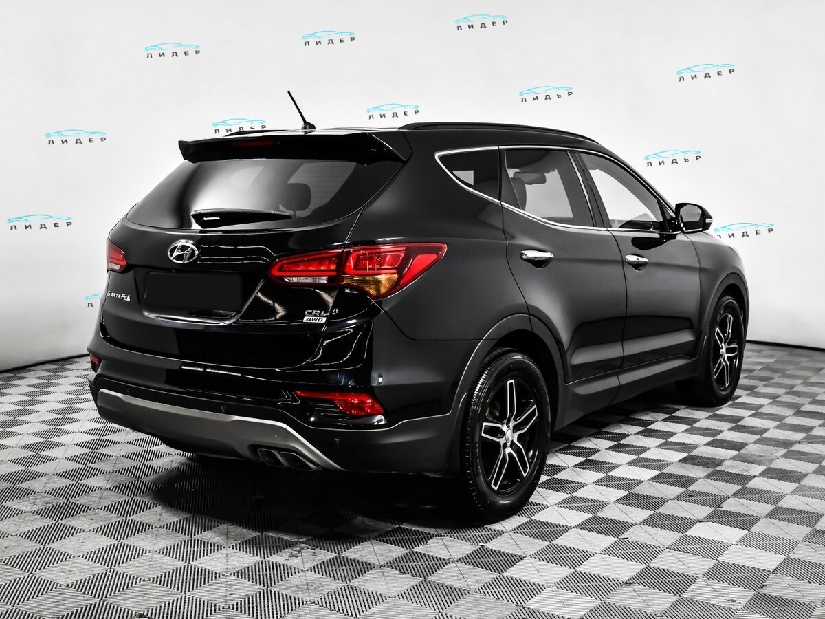 Б/У Хендай Санта Фе 2017 года. Фото: #4