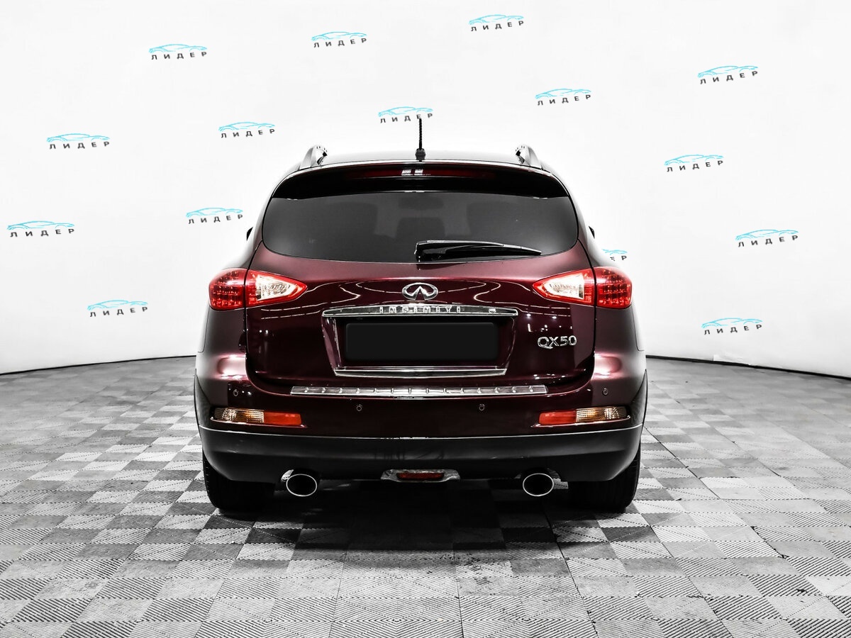 Б/У Инфинити К-Икс50 2015 года. Фото: #4