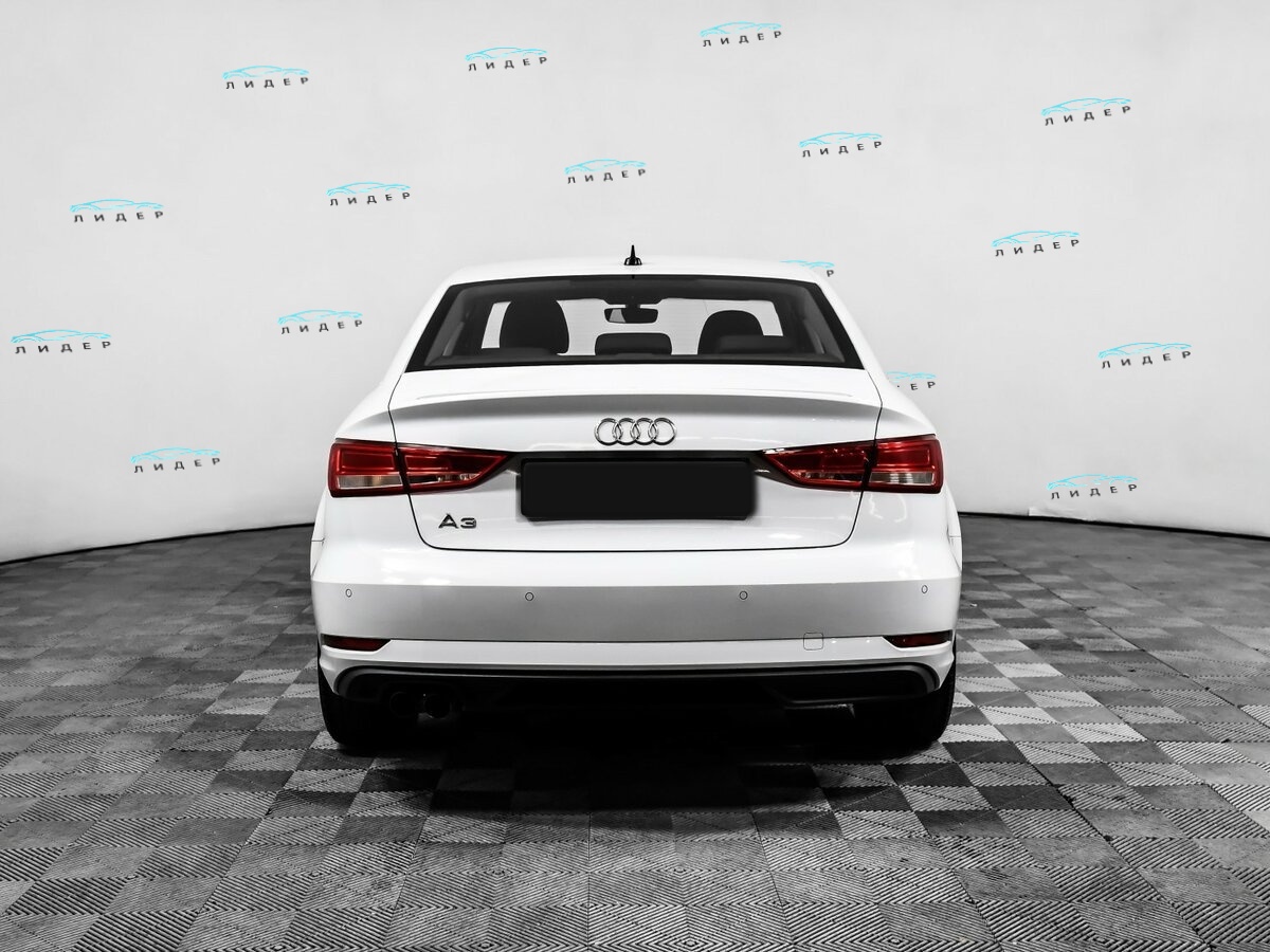 Б/У Ауди А3 2019 года. Фото: #5