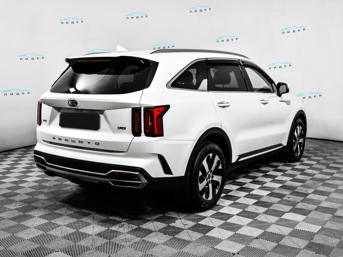Б/У Киа Соренто 2020 года. Фото: #3