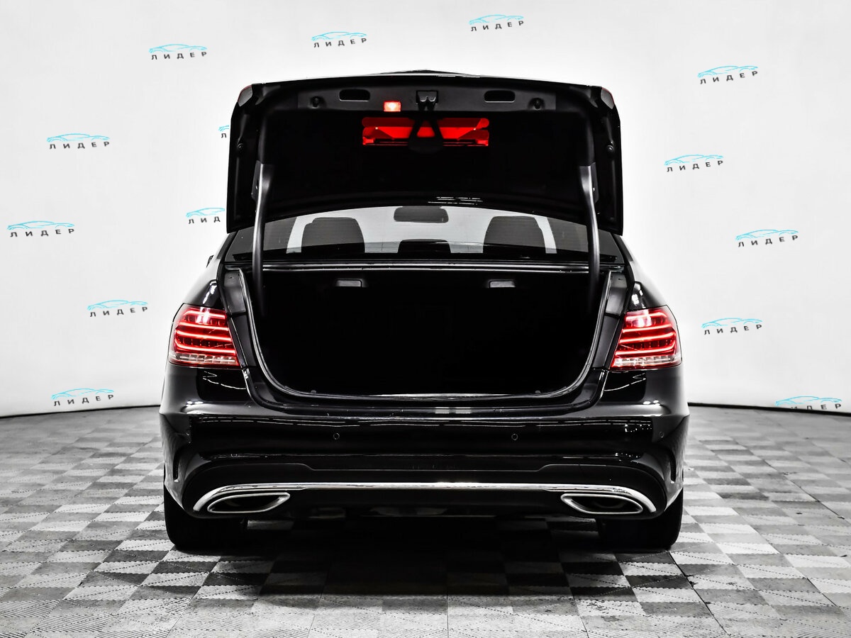 Б/У Мерседес-Бенц Е-Класс 2013 года. Фото: #12