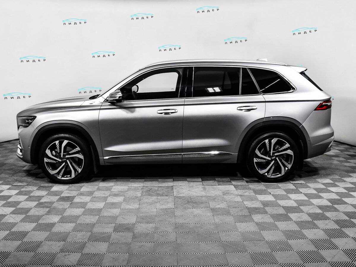 Б/У Джили Монжаро 2023 года. Фото: #5