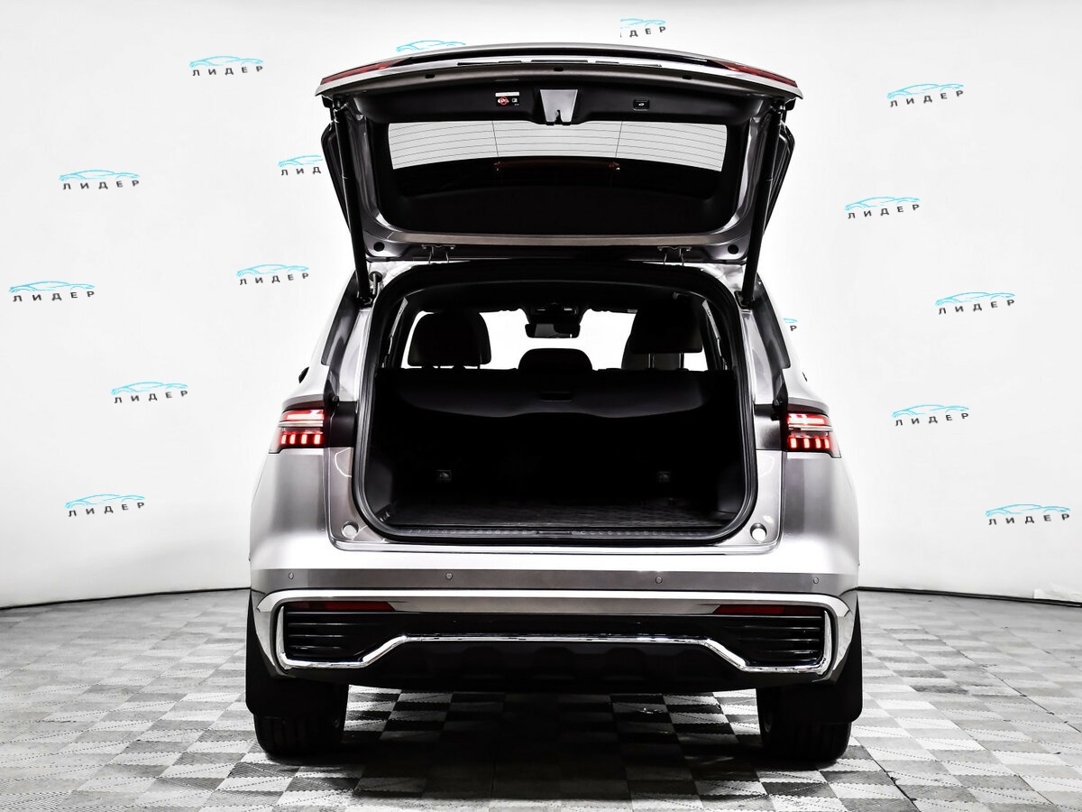 Б/У Джили Монжаро 2023 года. Фото: #15