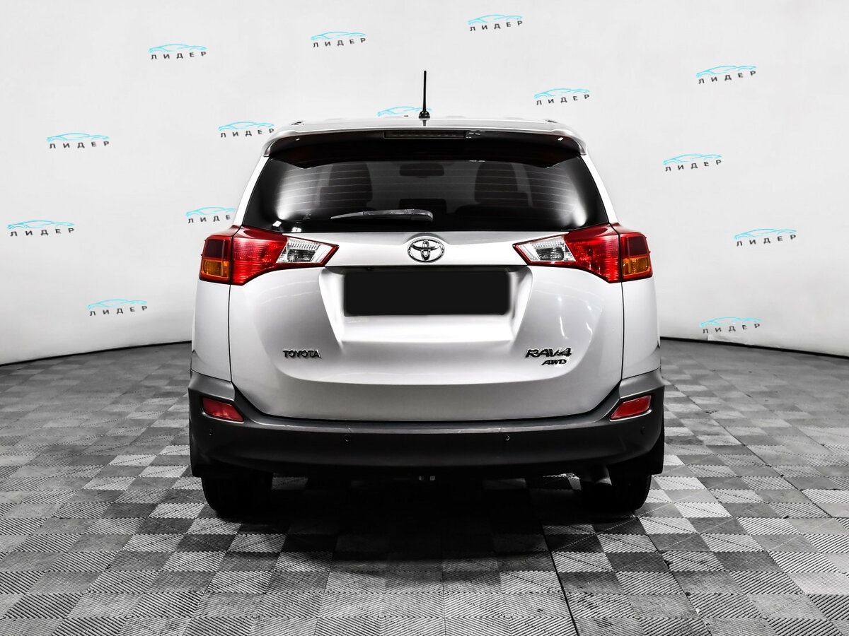 Б/У Тойота Рав4 2013 года. Фото: #5