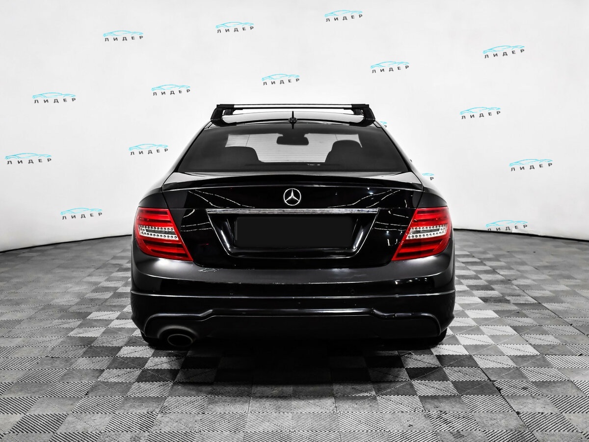 Б/У Мерседес-Бенц Ц-Класс 2012 года. Фото: #5