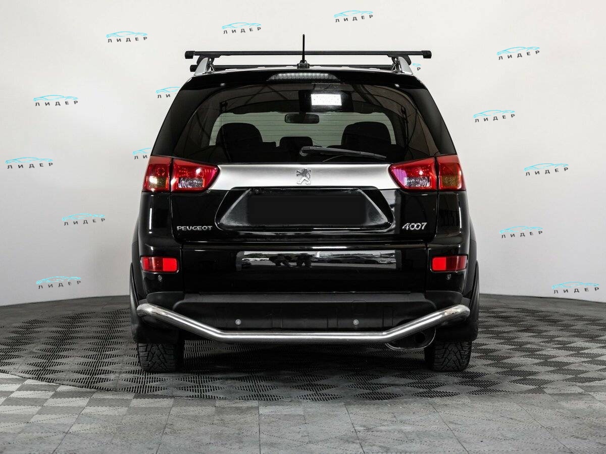 Б/У Пежо 4007 2008 года. Фото: #4