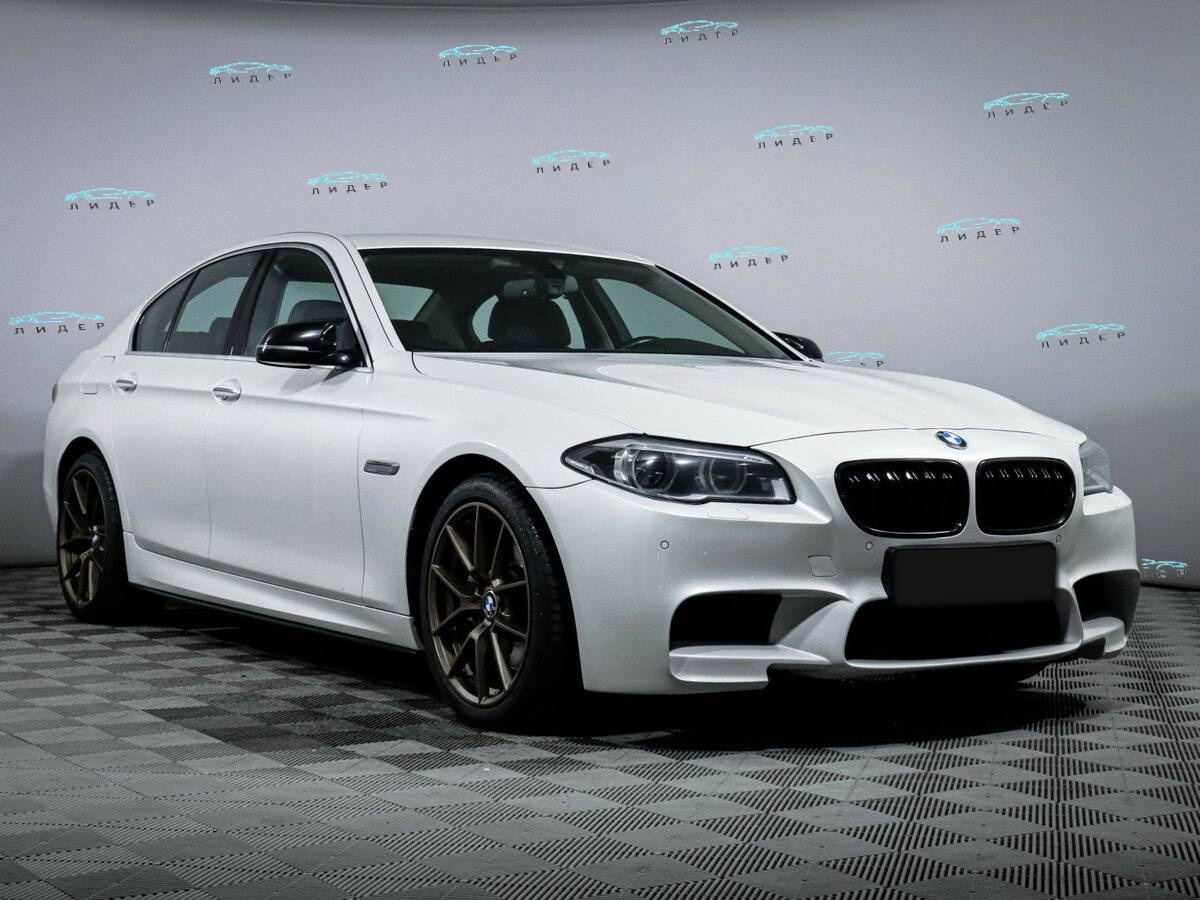 Б/У БМВ 5 серии 2016 года. Фото: #2