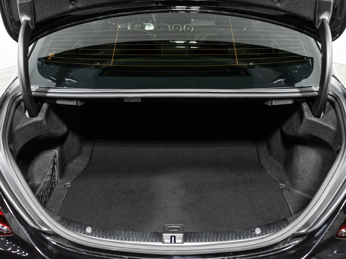 Б/У Мерседес-Бенц Ц-Класс 2019 года. Фото: #13