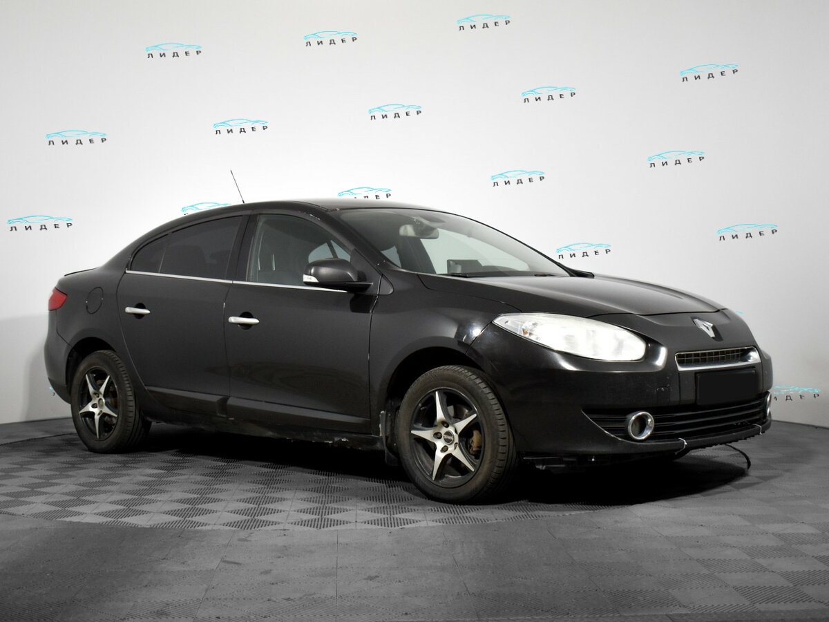 Б/У Рено Флюенс 2011 года. Фото: #2