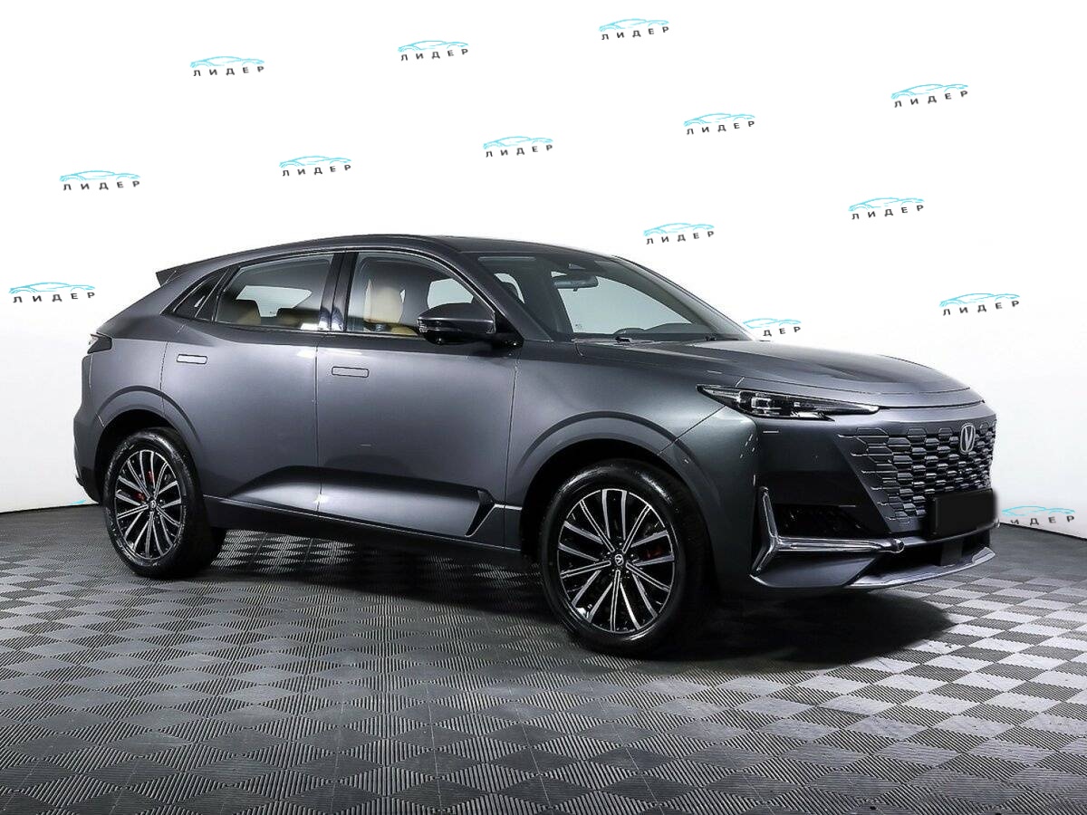 Б/У Чанган УНИ-К 2023 года. Фото: #2