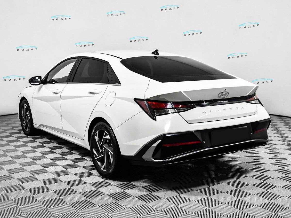 Б/У Хендай Елантра 2023 года. Фото: #6