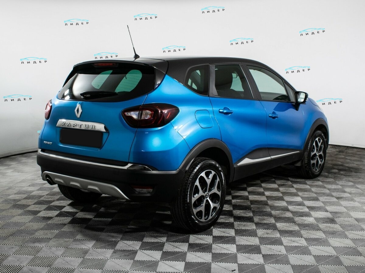 Б/У Рено Каптюр 2017 года. Фото: #3