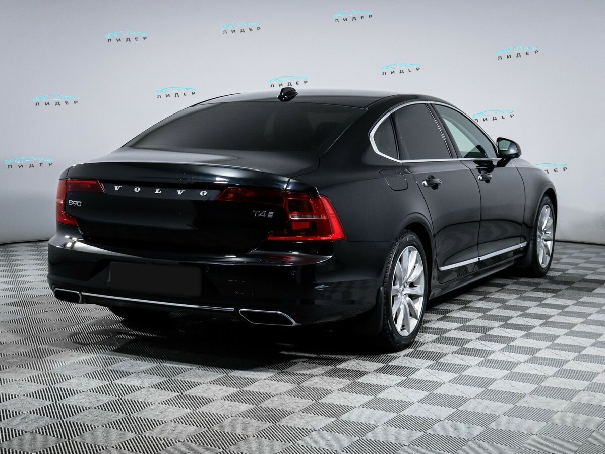 Б/У Вольво С90 2019 года. Фото: #3