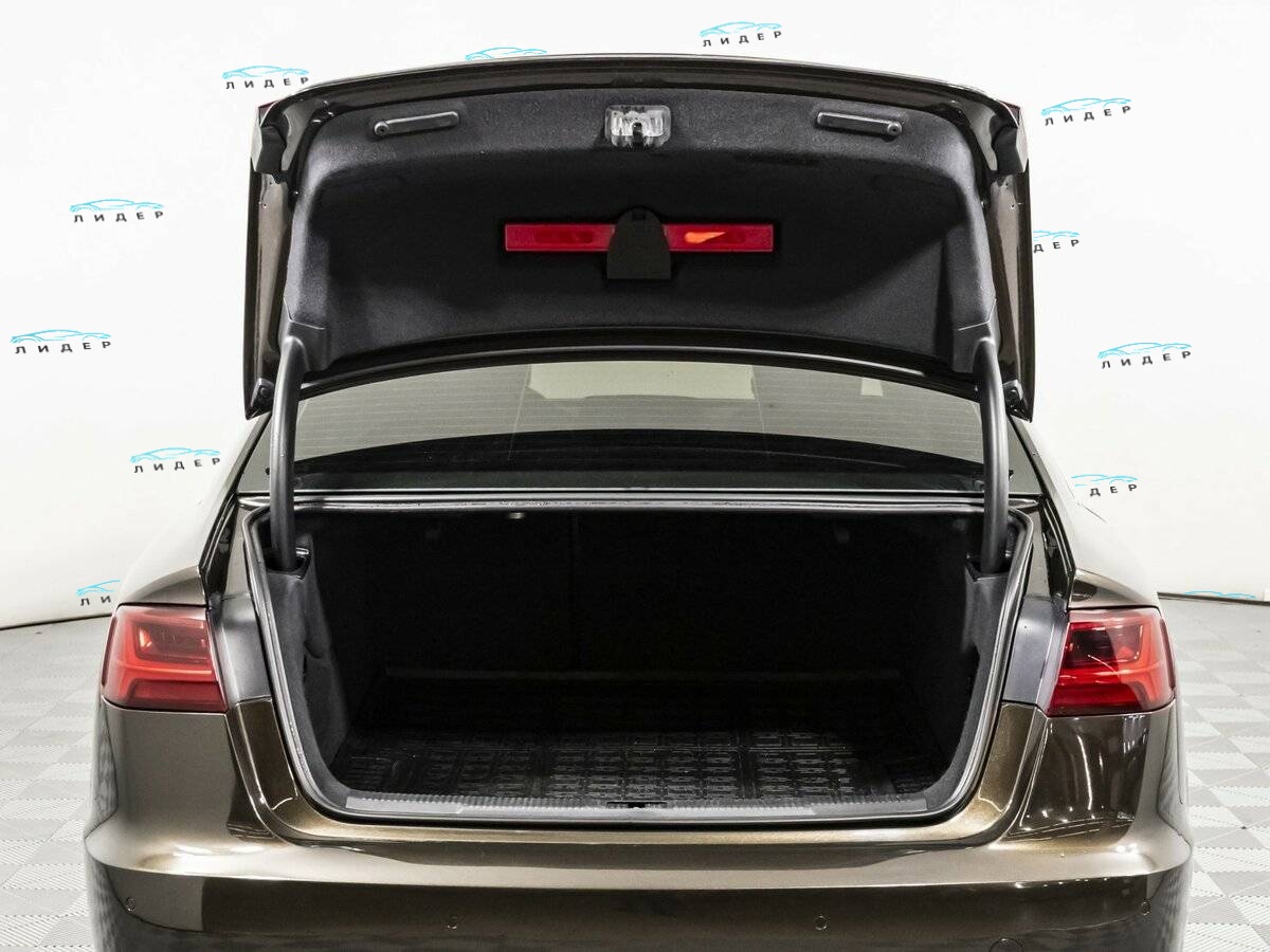 Б/У Ауди А6 2016 года. Фото: #14