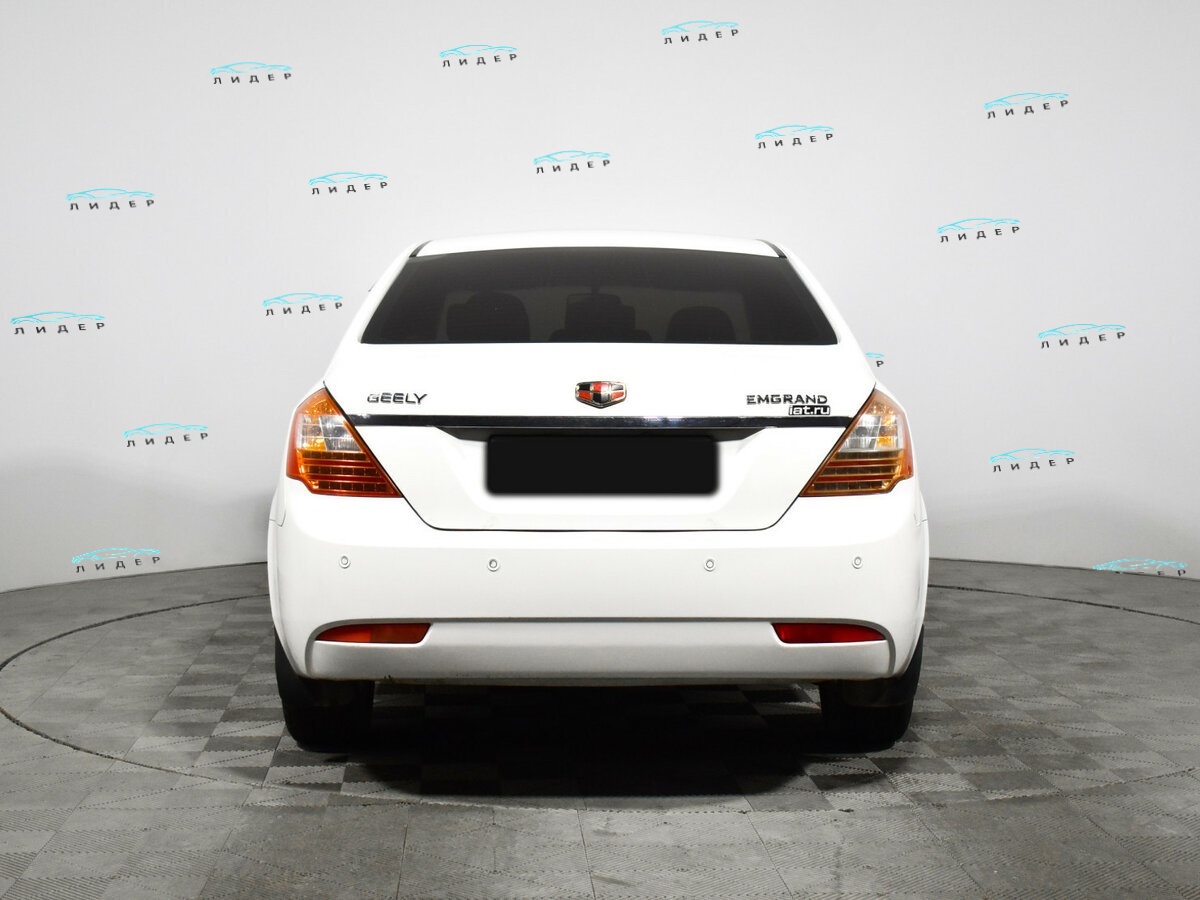 Б/У Джили Эмгранд ЕЦ7 2014 года. Фото: #4