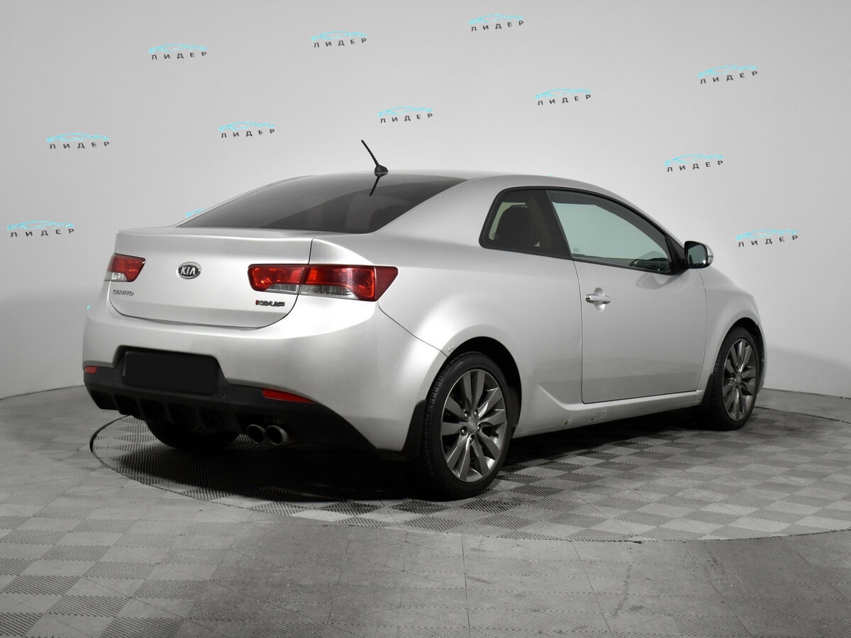 Б/У Киа Церато 2011 года. Фото: #4