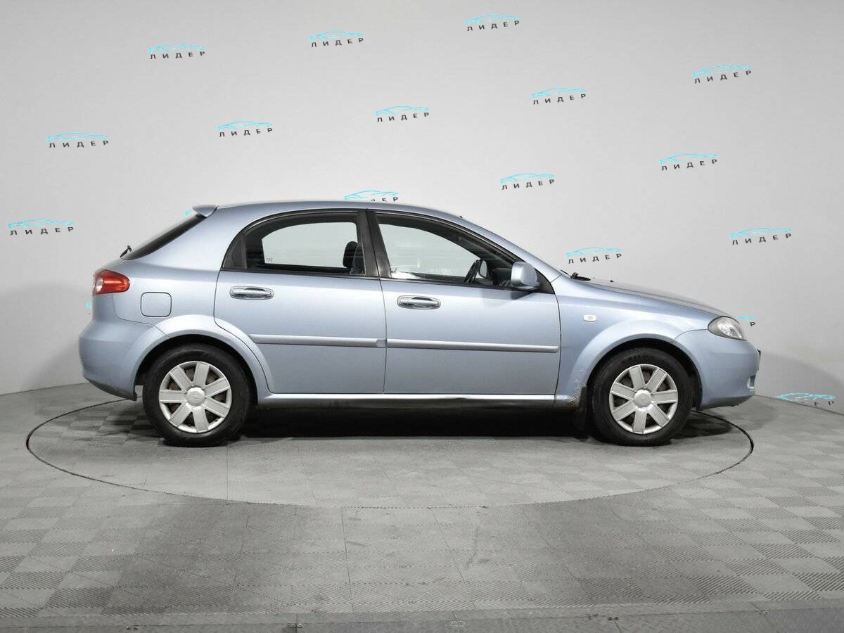 Б/У Шевроле Лачетти 2010 года. Фото: #3