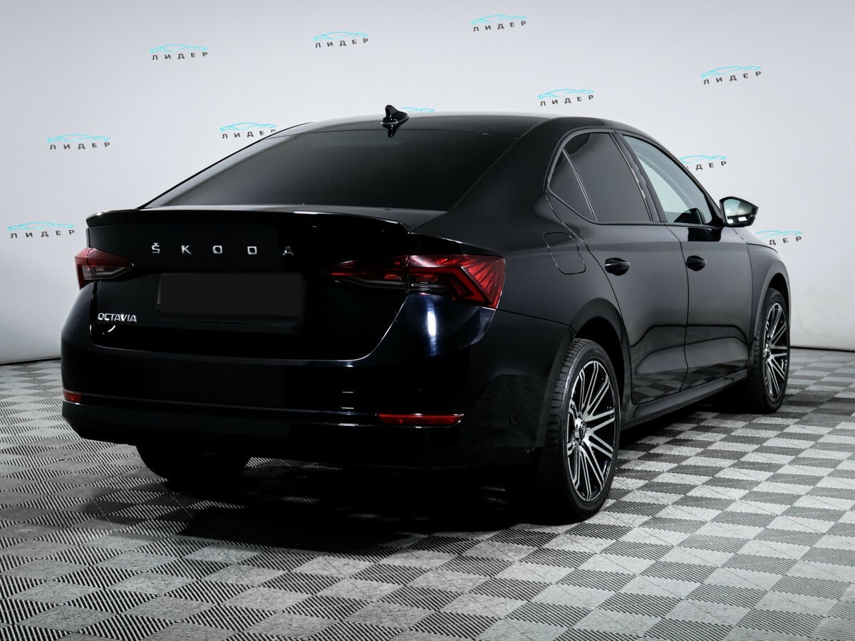 Skoda Octavia 2020 года с пробегом. Фото: #3
