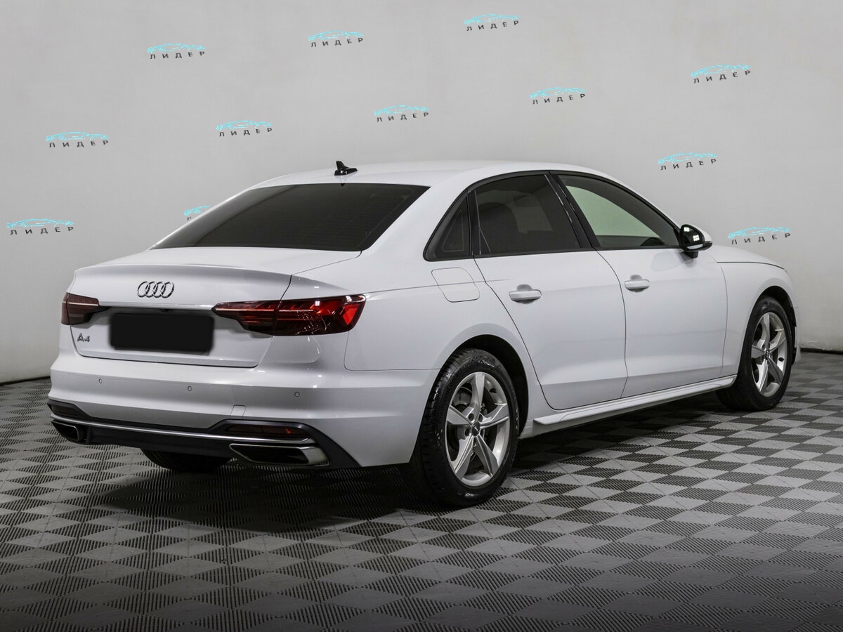 Audi A4 2020 года с пробегом. Фото: #3