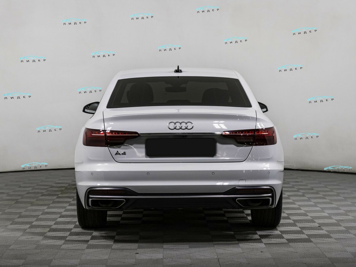 Audi A4 2020 года с пробегом. Фото: #4