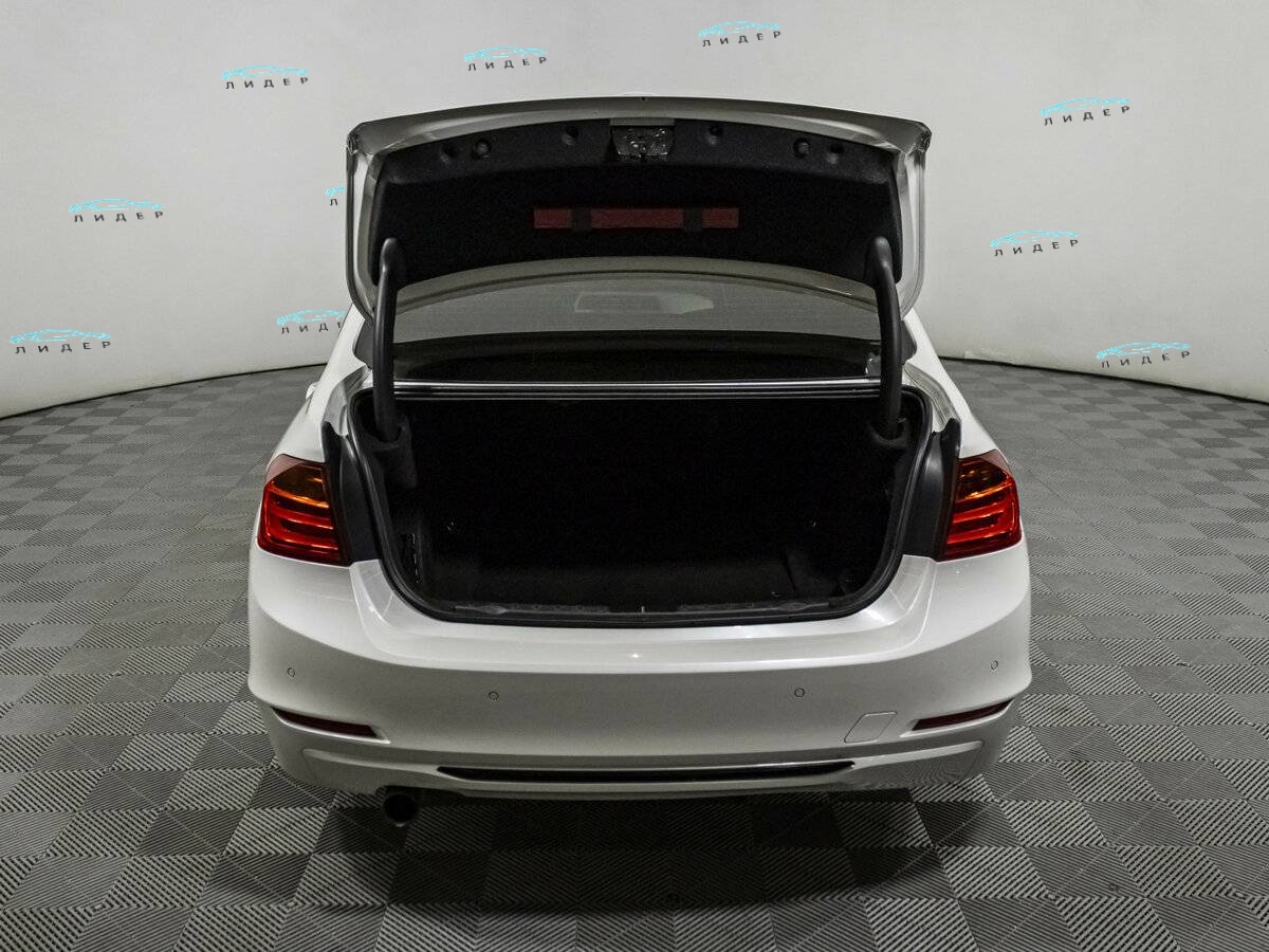 BMW 3 серии 2014 года с пробегом. Фото: #12