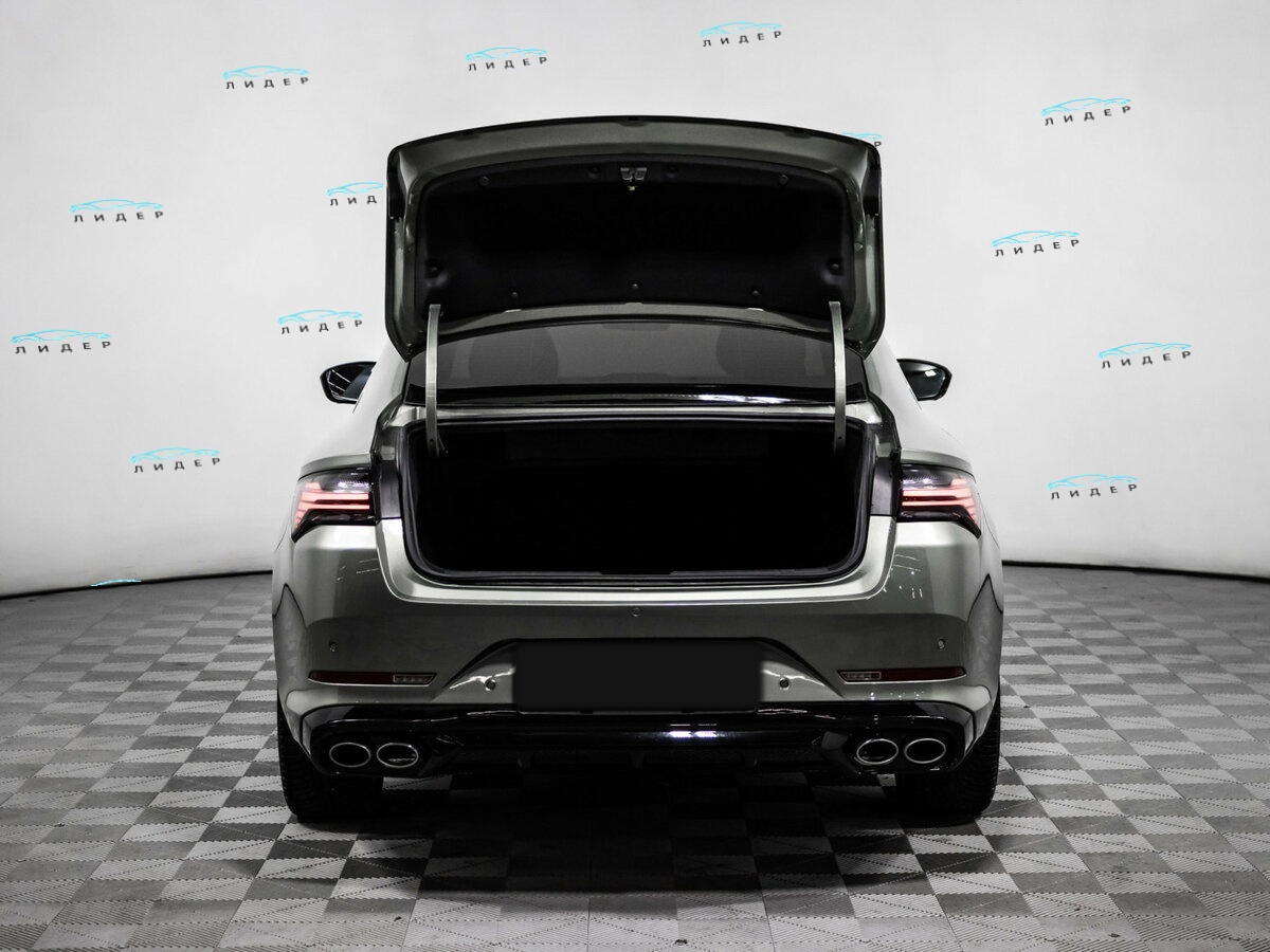 Б/У Джили Префейс 2024 года. Фото: #11