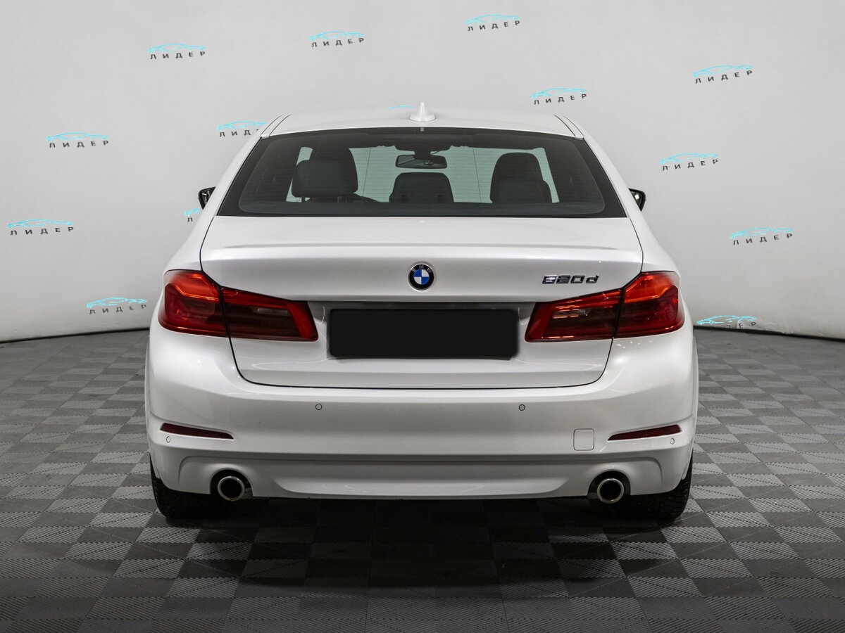 Б/У БМВ 5 серии 2017 года. Фото: #5