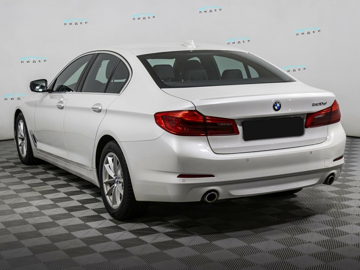 Б/У БМВ 5 серии 2017 года. Фото: #6