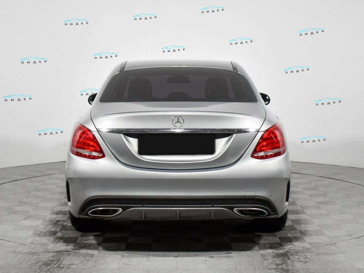 Б/У Мерседес-Бенц Ц-Класс 2015 года. Фото: #4