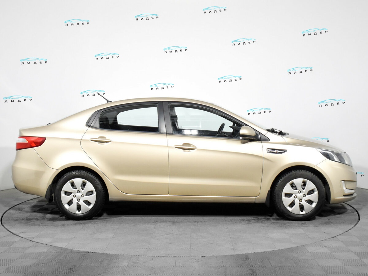 Kia Rio 2011 года с пробегом. Фото: #3