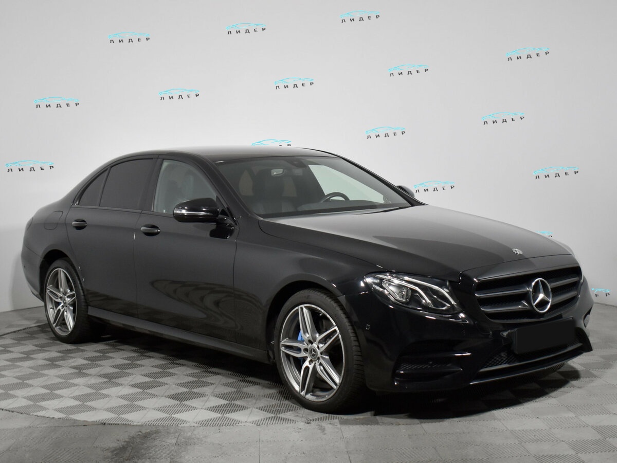 Mercedes-Benz E-Класс 2019 года с пробегом. Фото: #2