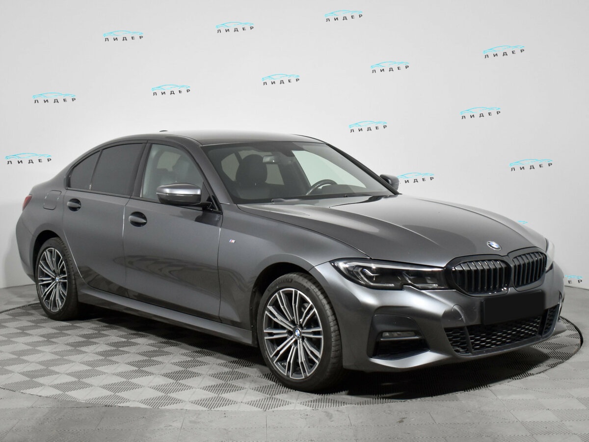 BMW 3 серии 2016 года с пробегом. Фото: #2