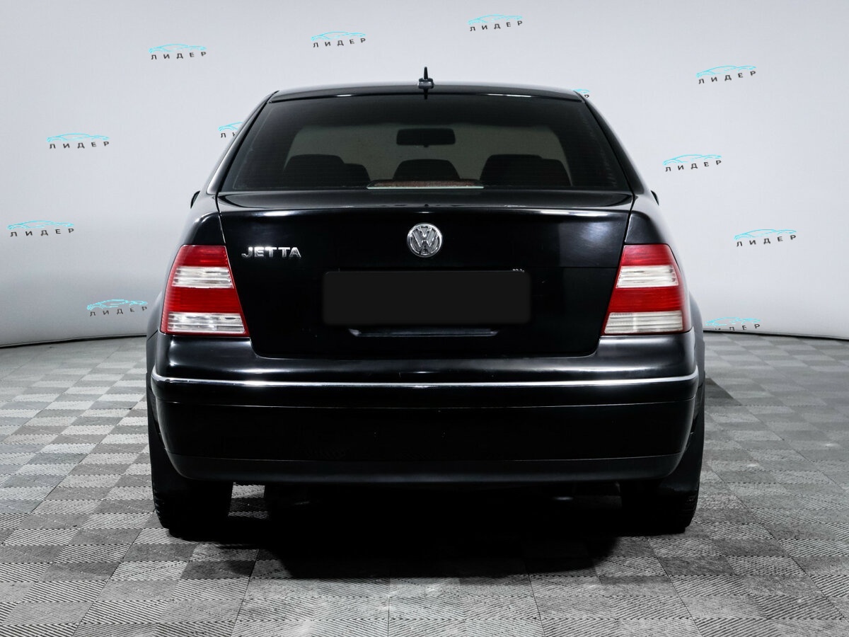 Volkswagen Jetta 2003 года с пробегом. Фото: #4