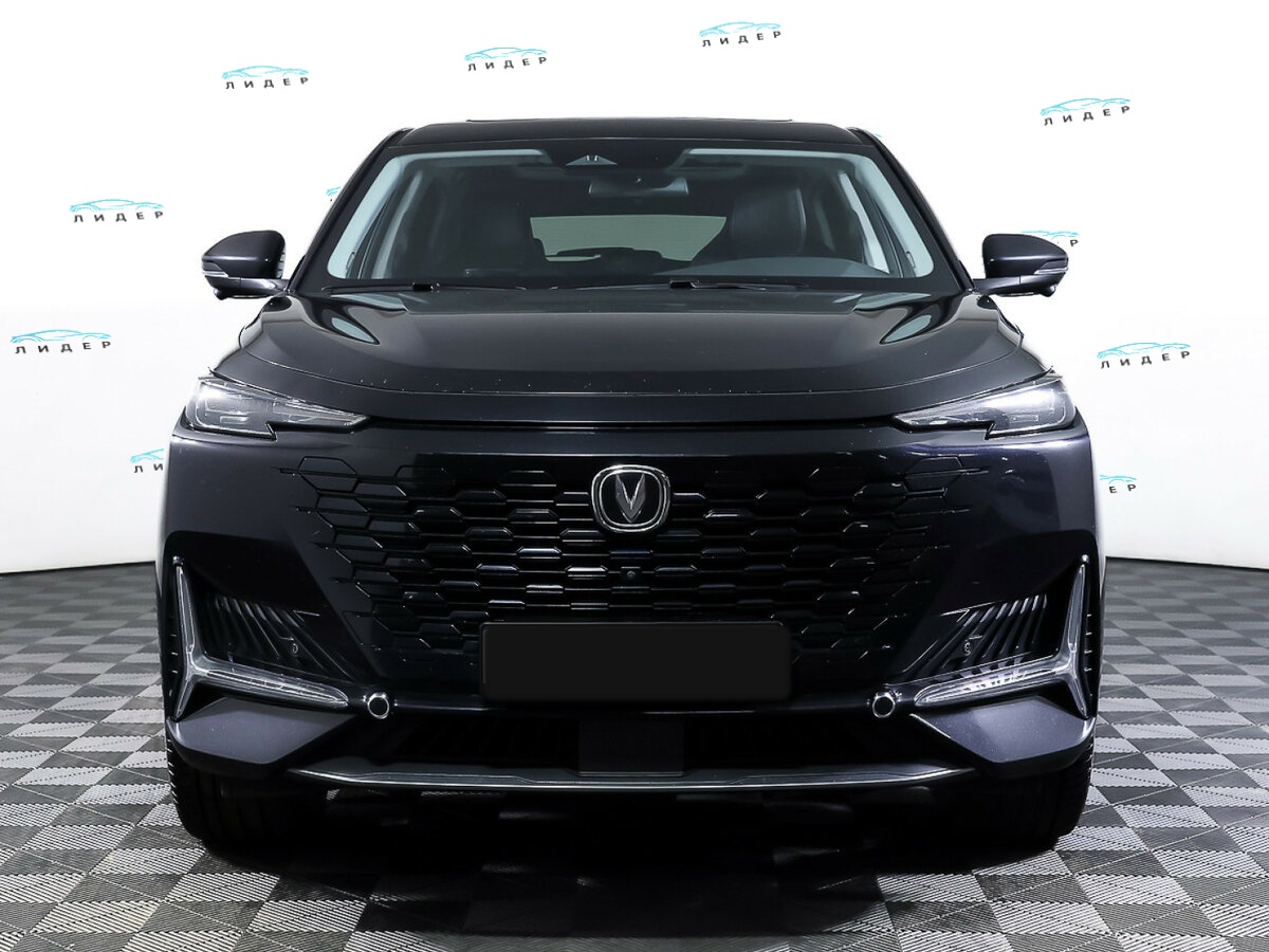 Б/У Чанган УНИ-К 2023 года. Фото: #1