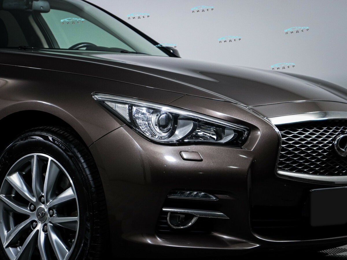 Infiniti Q50 2014 года с пробегом. Фото: #12