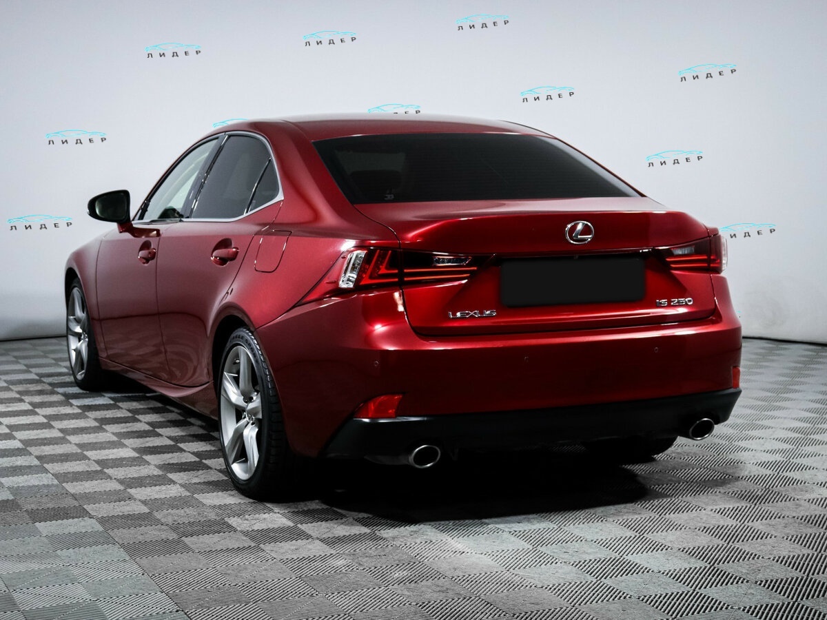 Lexus IS 2013 года с пробегом. Фото: #5