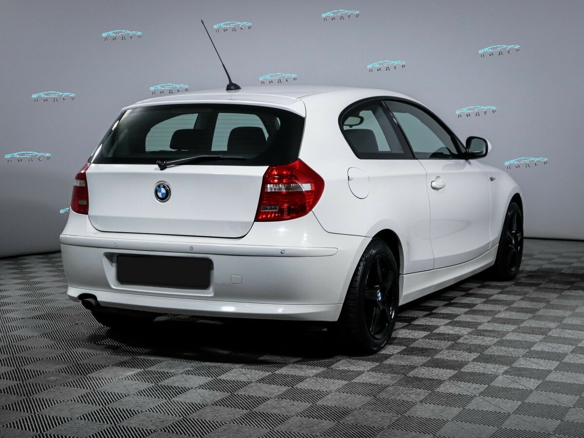 BMW 1 серии 2011 года с пробегом. Фото: #3