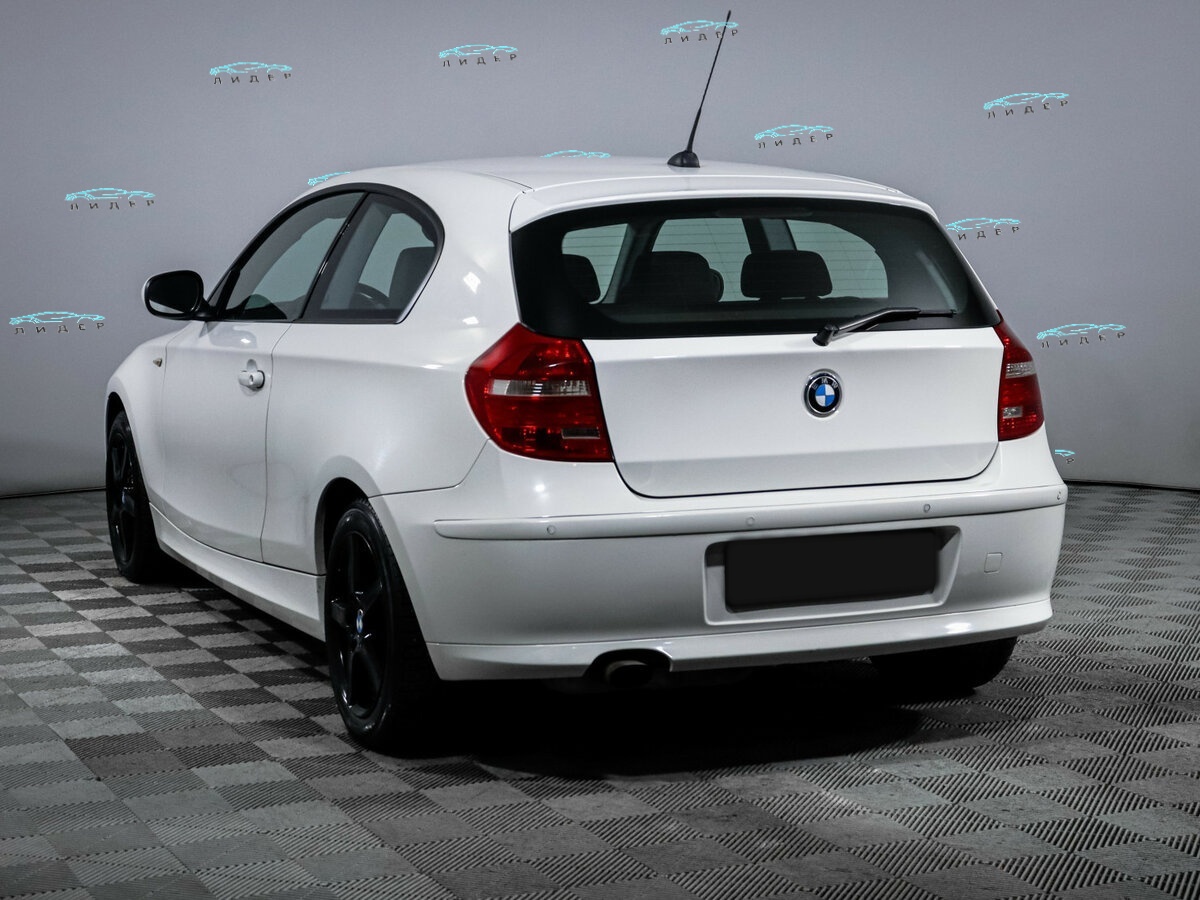 BMW 1 серии 2011 года с пробегом. Фото: #5