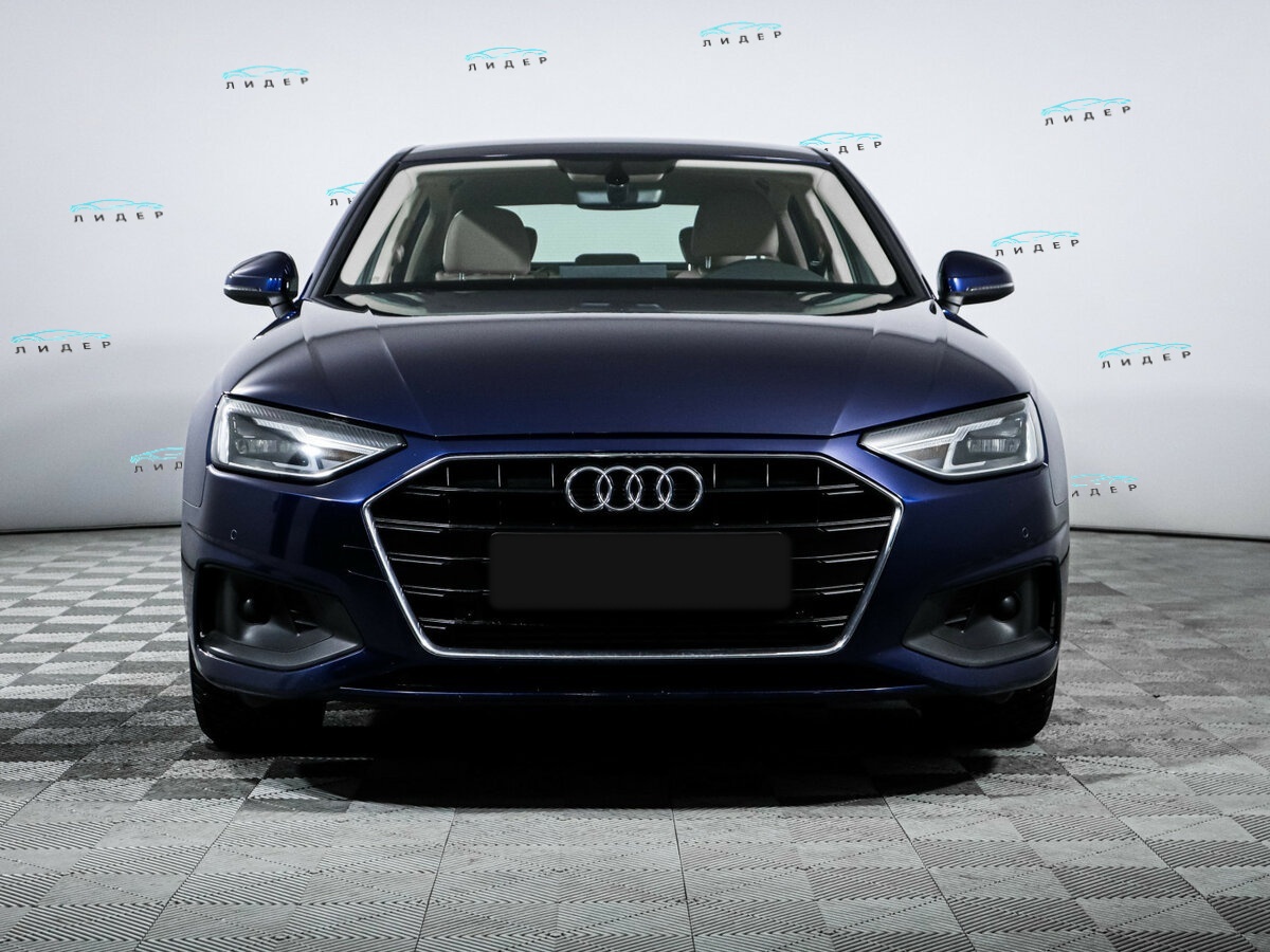 Audi A4 2021 года с пробегом. Фото: #1