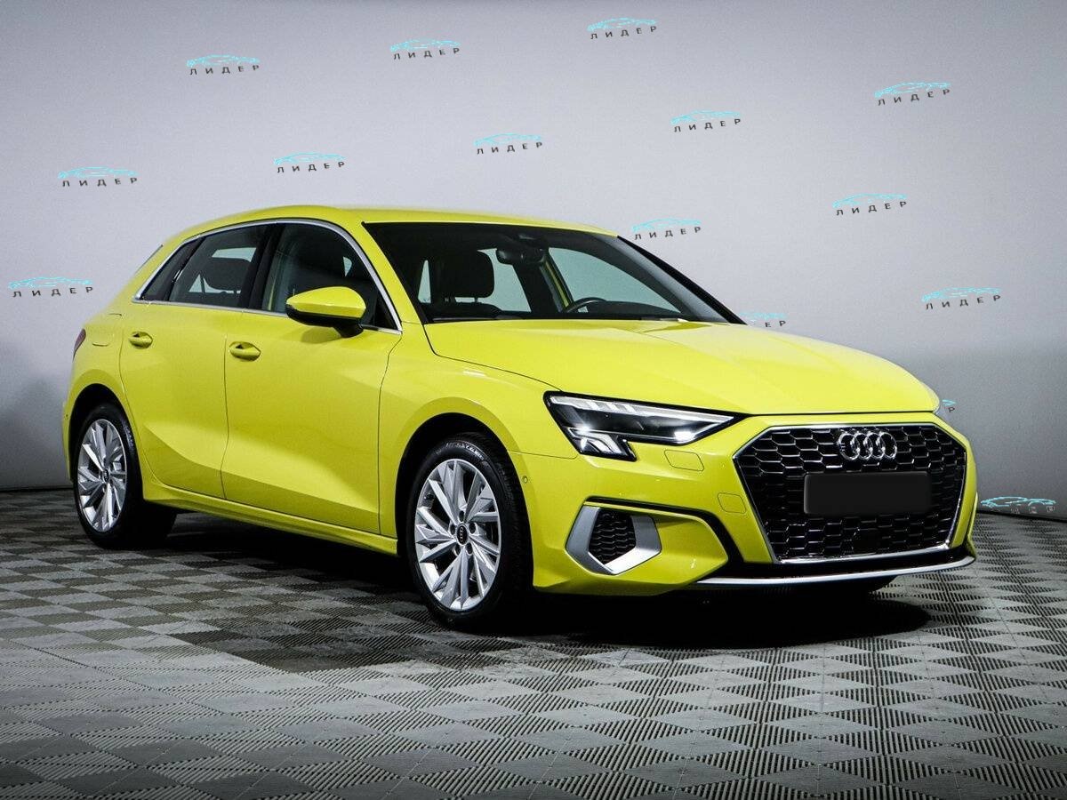 Audi A3 2021 года с пробегом. Фото: #2