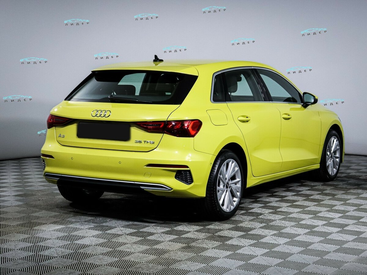 Audi A3 2021 года с пробегом. Фото: #3