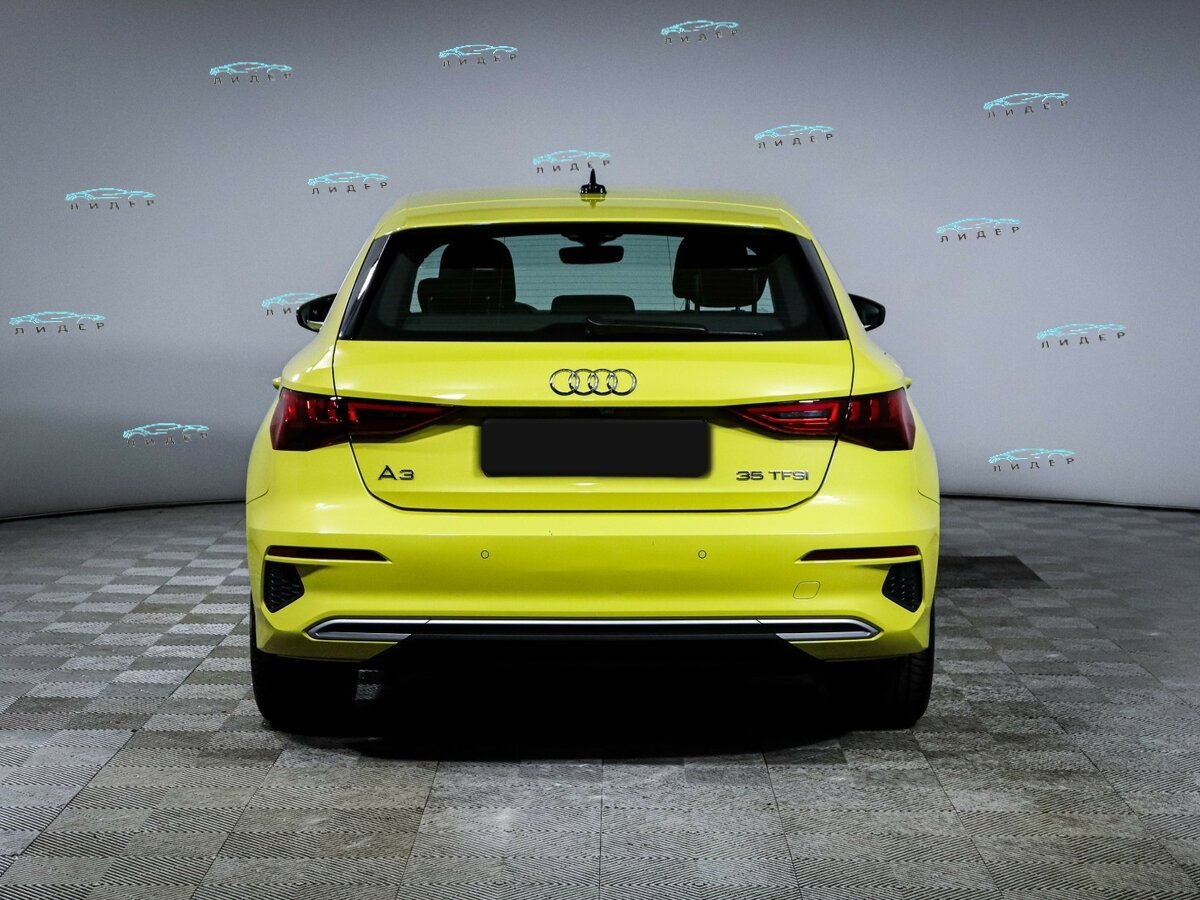 Audi A3 2021 года с пробегом. Фото: #4
