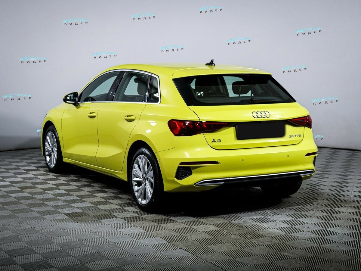 Audi A3 2021 года с пробегом. Фото: #5