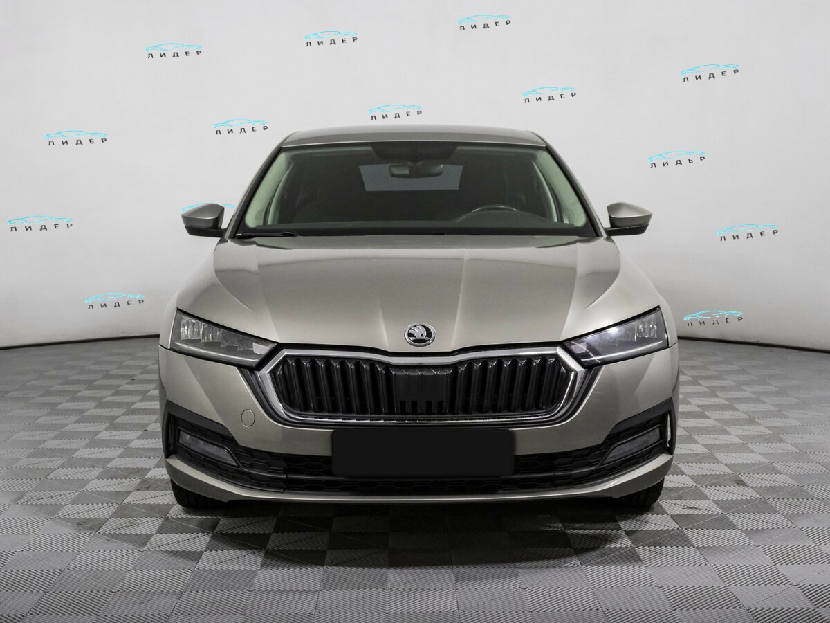Skoda Octavia 2021 года с пробегом. Фото: #1