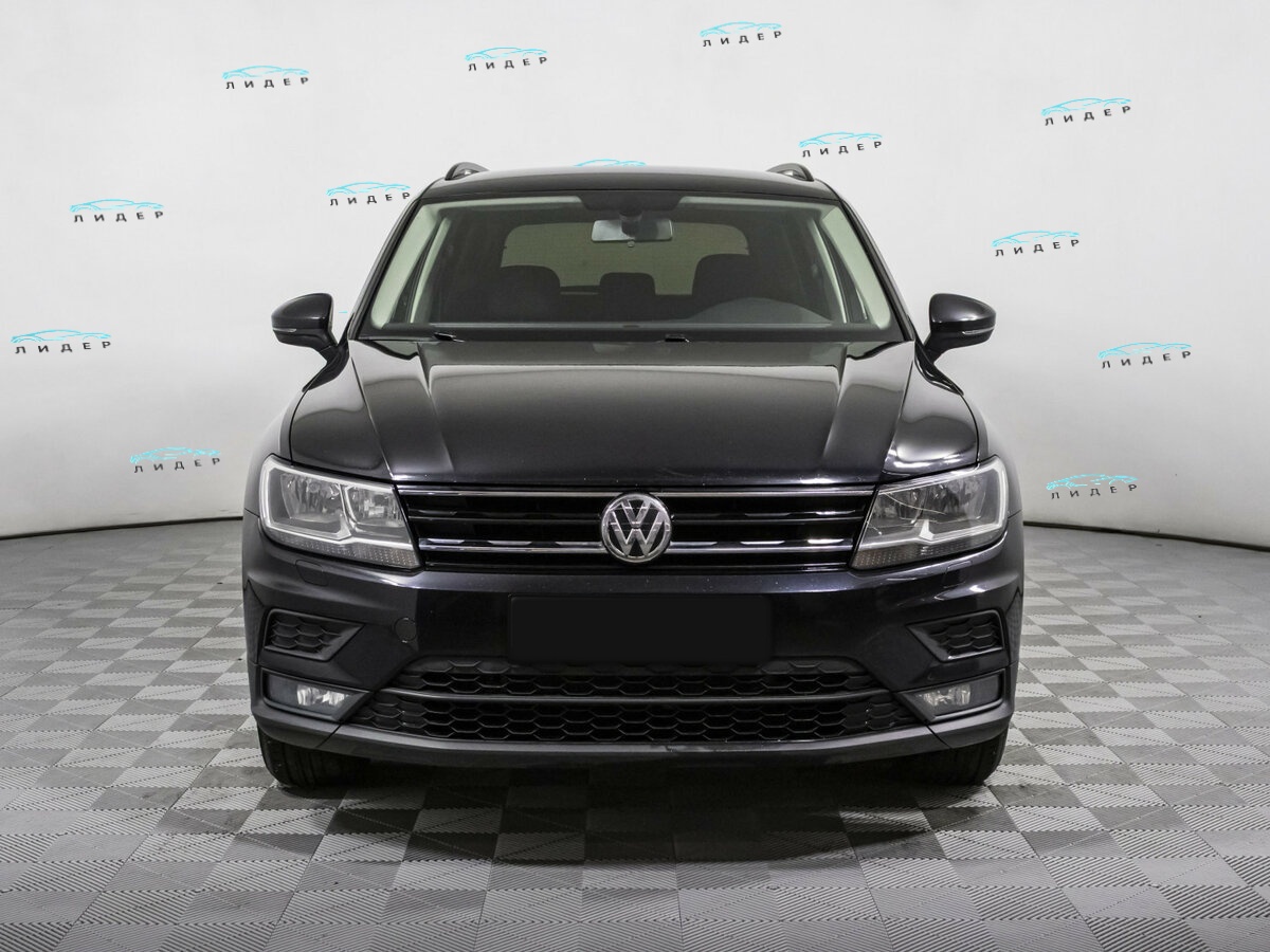 Б/У Фольксваген Тигуан 2018 года. Фото: #1