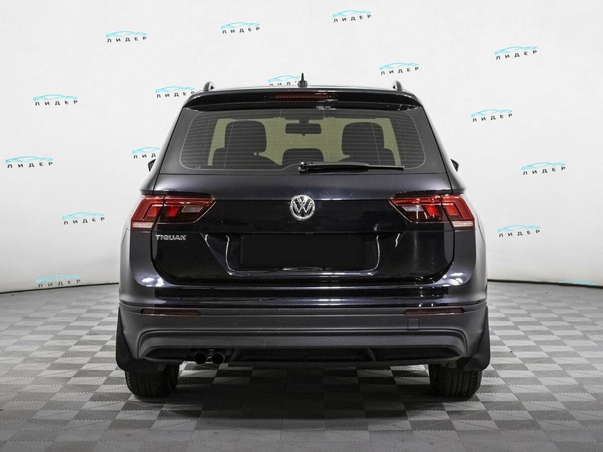 Б/У Фольксваген Тигуан 2018 года. Фото: #3