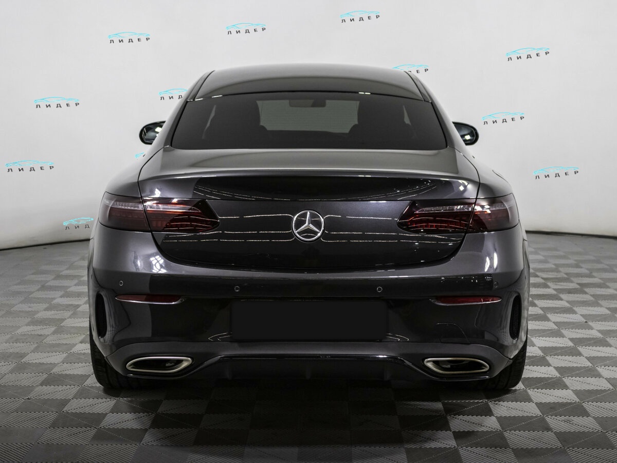 Mercedes-Benz E-Класс 2020 года с пробегом. Фото: #4