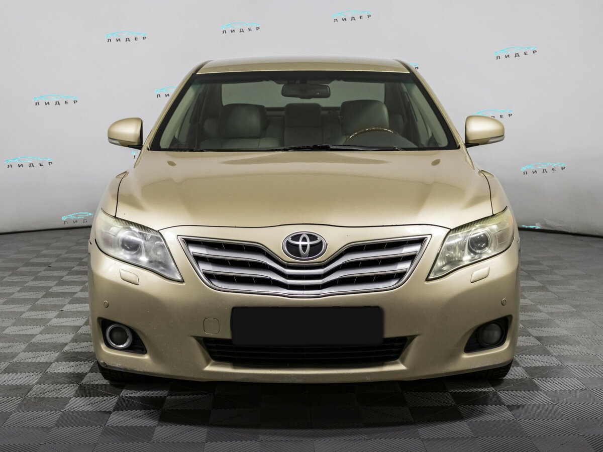 Toyota Camry 2011 года с пробегом. Фото: #1
